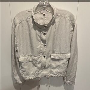 LOFT Women's Cropped Cream Utility Jacket